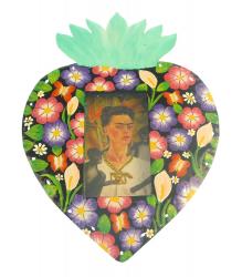 Niche Heart wiith Frida Kahlo 11x8